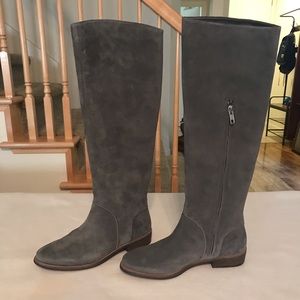 UGG DaleyTall boots
